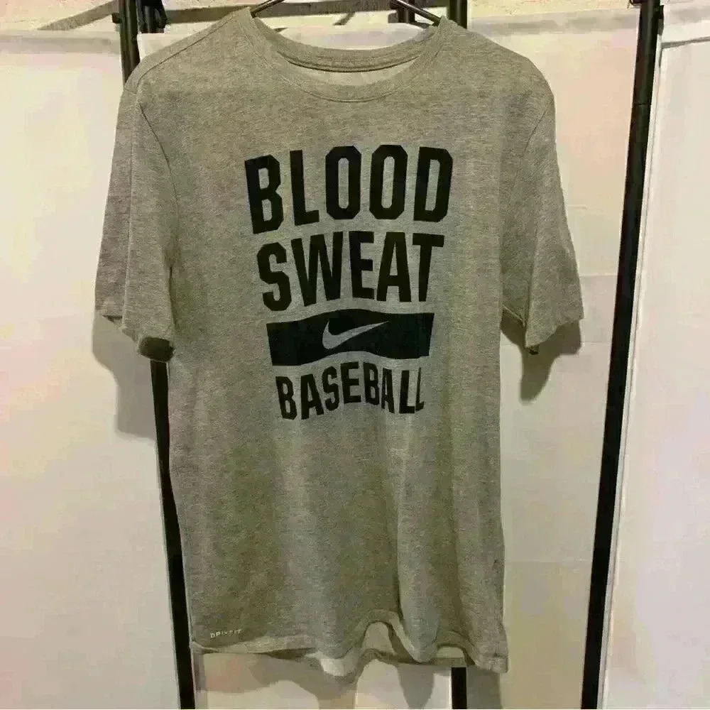 Nike shirt 